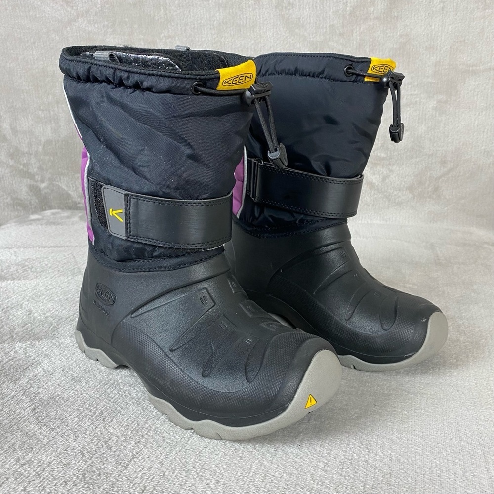 Keen Lumi II Kids Youth Snow Boot Size 4 Black Purple Waterproof Insulated Rain